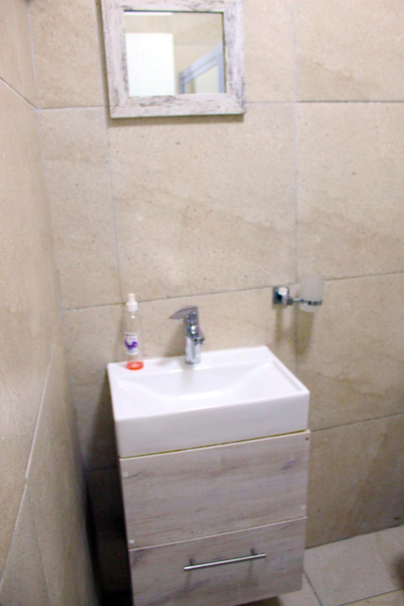 103Onwallace Self Catering Guest House Cidade Do Cabo Exterior foto